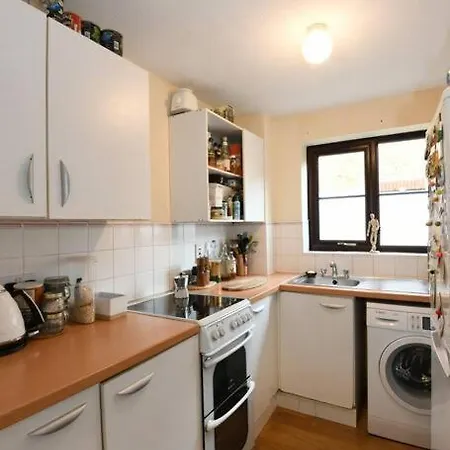 Spacious Walthamstow Apartment Londra Esterno foto