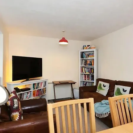 Spacious Walthamstow Apartment Londra Esterno foto